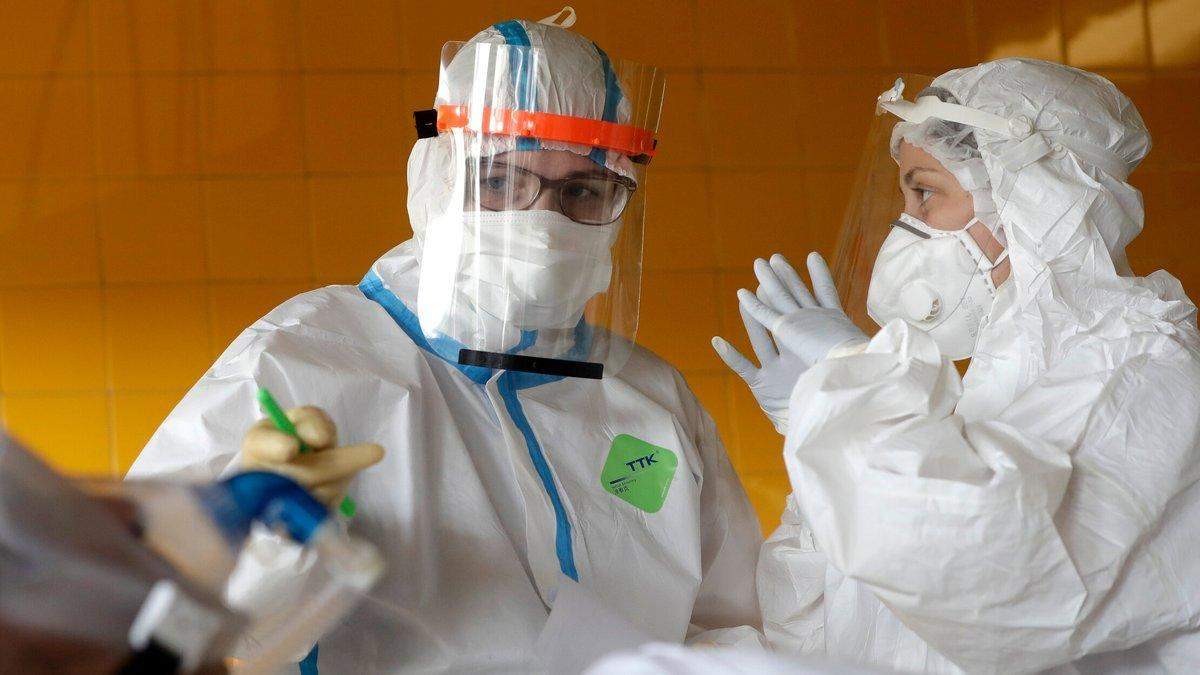 Житомирський лікар розповів про боротьбу з COVID-19 Житомирський лікар розповів про боротьбу з COVID-19