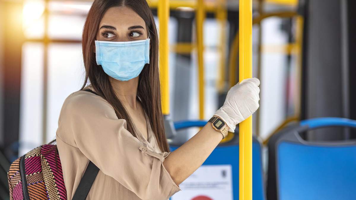 Украинцев разделили на три группы по срочности вакцинации от коронавируса Украинцев разделили на три группы по срочности вакцинации от коронавируса