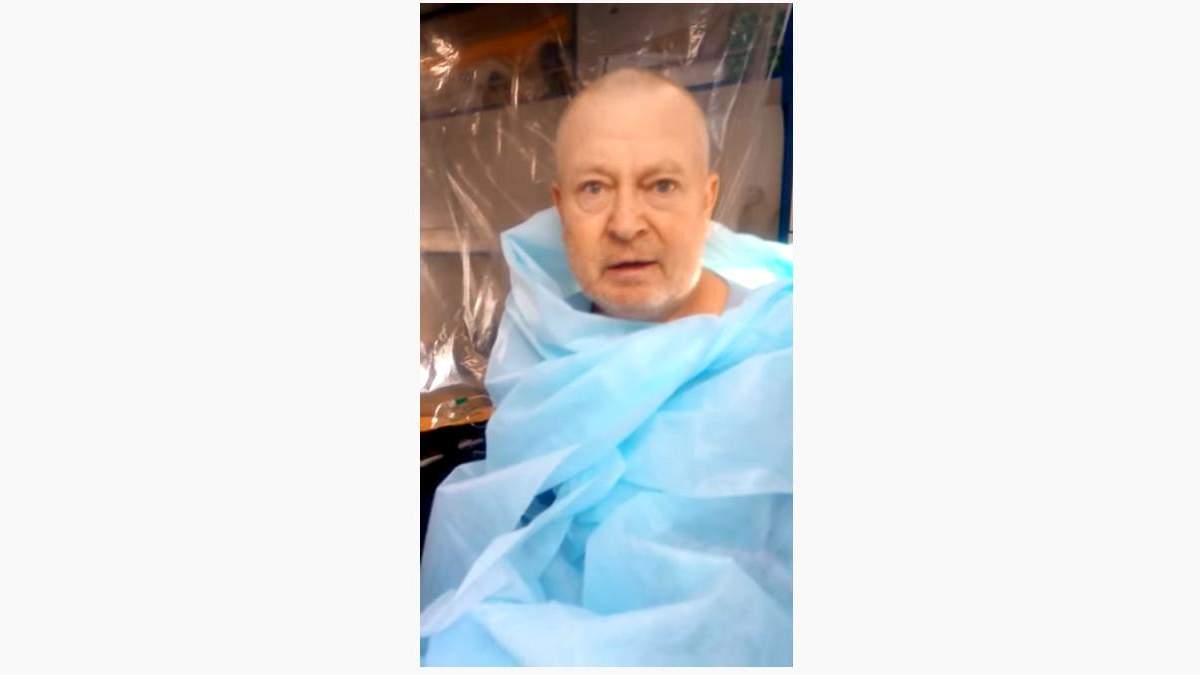 Чоловік, якого напівголим вивозили з лікарні Нікополя, в реанімації Чоловік, якого напівголим вивозили з лікарні Нікополя, в реанімації