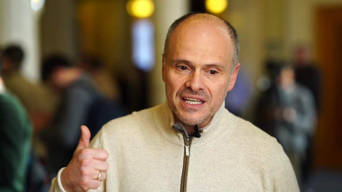 Радуцкий заявил, что вакцинацию против коронавируса проведут за государственные деньги Радуцкий заявил, что вакцинацию против коронавируса проведут за государственные деньги