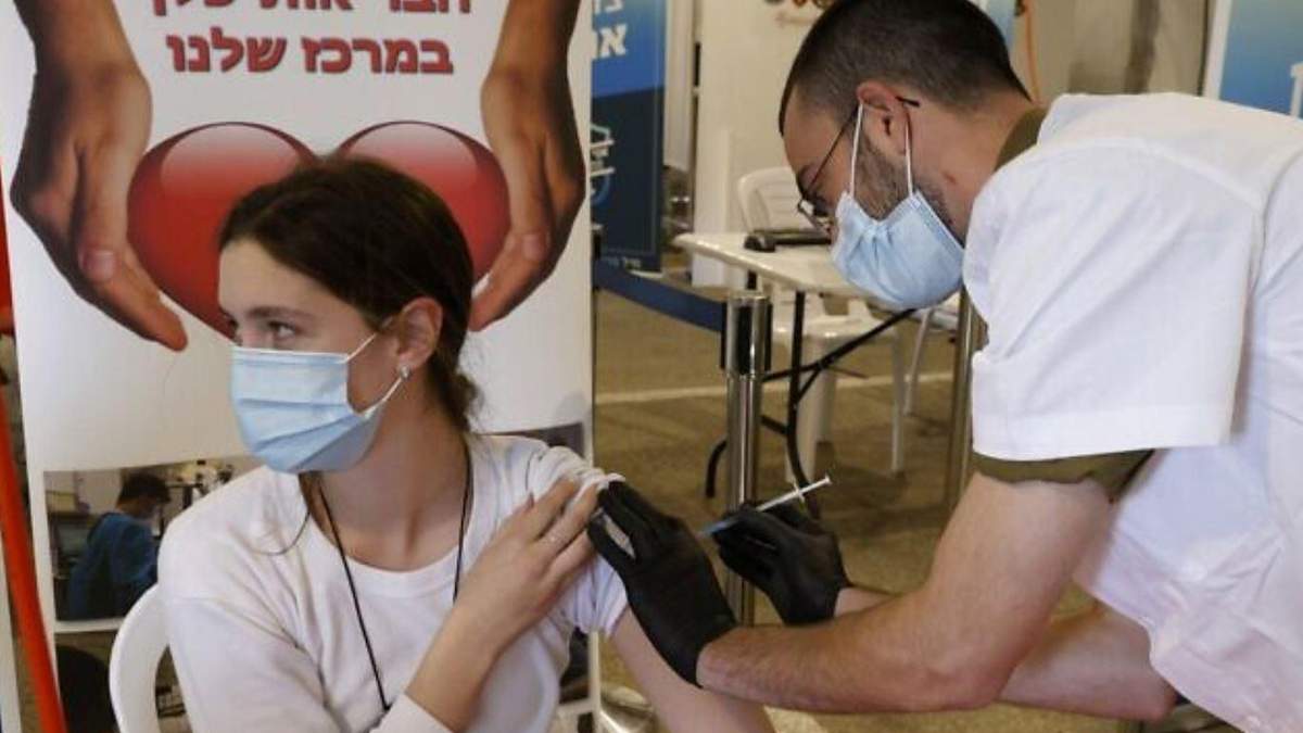 В Израиле более миллиона людей уже вакцинировали от COVID-19: детали В Израиле более миллиона людей уже вакцинировали от COVID-19: детали