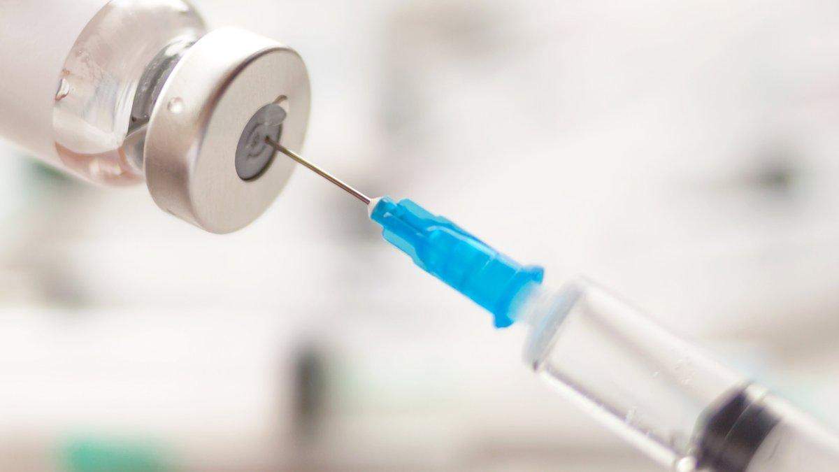 Конгресмен США підхопив COVID-19 після вакцинації препаратом PPfizer і BioNTech Конгресмен США підхопив COVID-19 після вакцинації препаратом PPfizer і BioNTech
