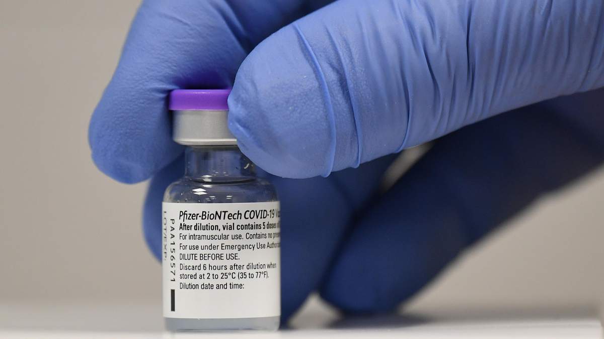 В Норвегии умерли два человека, получившие прививку вакциной Pfizer от коронавируса В Норвегии умерли два человека, получившие прививку вакциной Pfizer от коронавируса