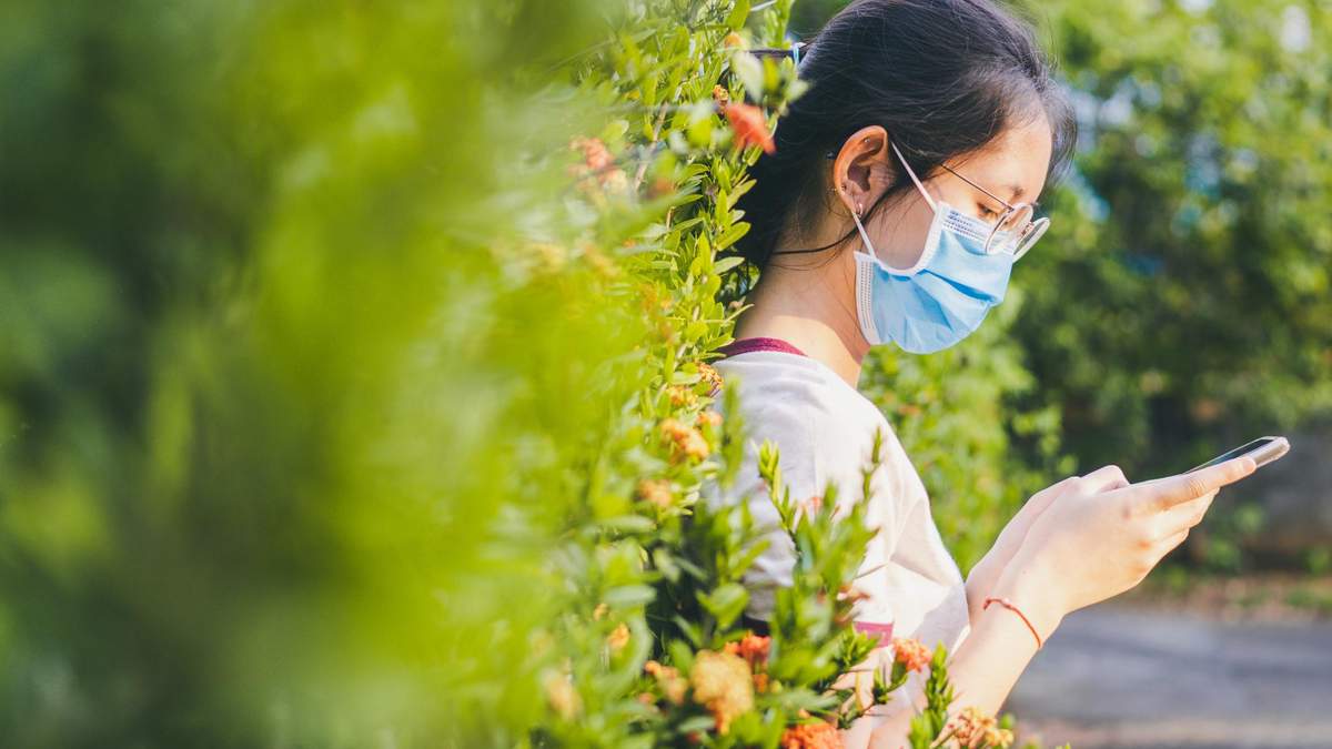 COVID-19: 65-летняя сингапурка сядет за решетку, потому что скрыла встречи с другом COVID-19: 65-летняя сингапурка сядет за решетку, потому что скрыла встречи с другом