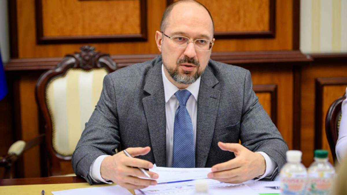 Україна веде перемовини з 6 виробниками вакцин від COVID-19, – Шмигаль Україна веде перемовини з 6 виробниками вакцин від COVID-19, – Шмигаль