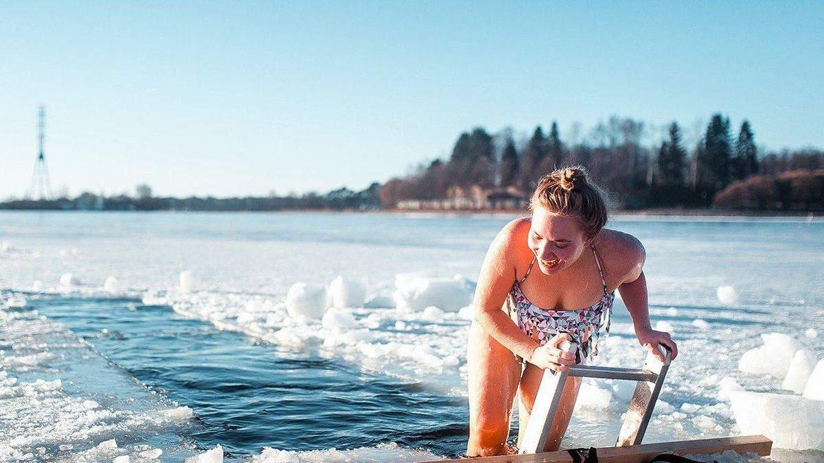 Як правильно купатись на Водохреще Як правильно купатись на Водохреще