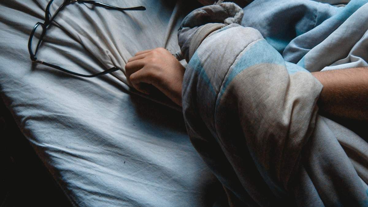 Как быстро уснуть за 5 минут – советы при безсоннице Как быстро уснуть за 5 минут – советы при безсоннице