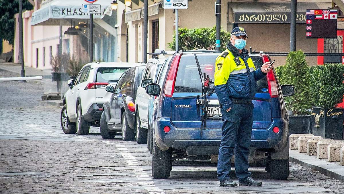 В Грузии будет карантин выходного дня В Грузии будет карантин выходного дня