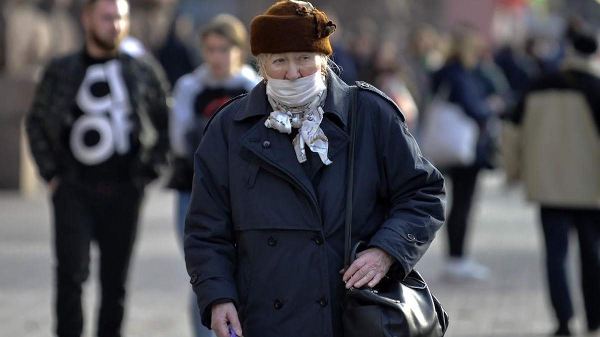 COVID-19 скорочує тривалість життя літніх людей на рік–епідеміологиня COVID-19 скорочує тривалість життя літніх людей на рік–епідеміологиня