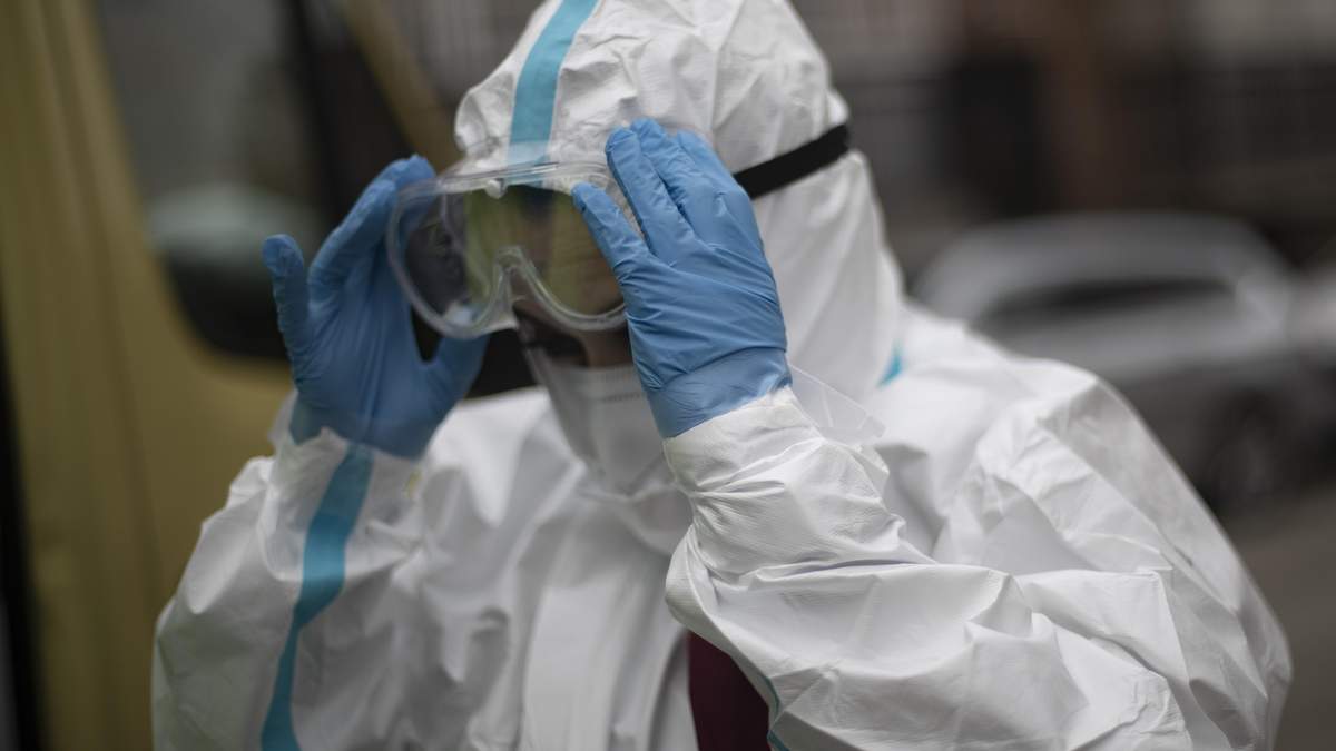 В іспанському домі престарілих спалах COVID після щеплення Pfizer В іспанському домі престарілих спалах COVID після щеплення Pfizer