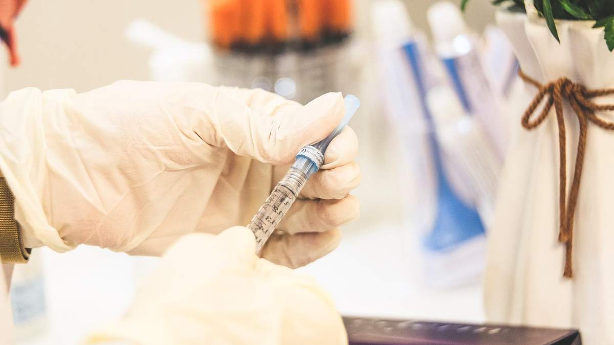 Вакцинація людей з імунітетом Вакцинація людей з імунітетом