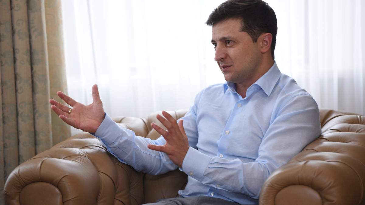 Хай вакцина приїде, і люди це побачать, – Зе розповів про суперечки зі Степановим Хай вакцина приїде, і люди це побачать, – Зе розповів про суперечки зі Степановим