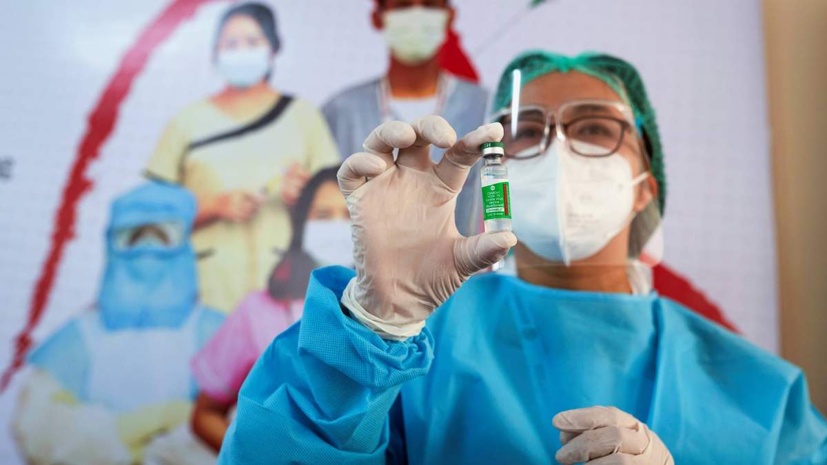 Вакцина Covishield, аналог AstraZeneca – що про неї відомо Вакцина Covishield, аналог AstraZeneca – що про неї відомо