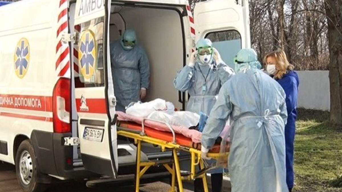 На Закарпатті госпіталізують 200 хворих щодня На Закарпатті госпіталізують 200 хворих щодня