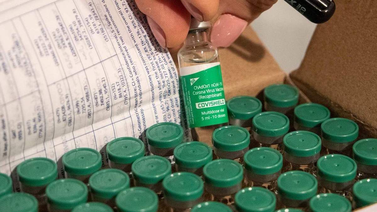 В Україні зафіксували 126 повідомлень про побічні ефекти CoviShield В Україні зафіксували 126 повідомлень про побічні ефекти CoviShield