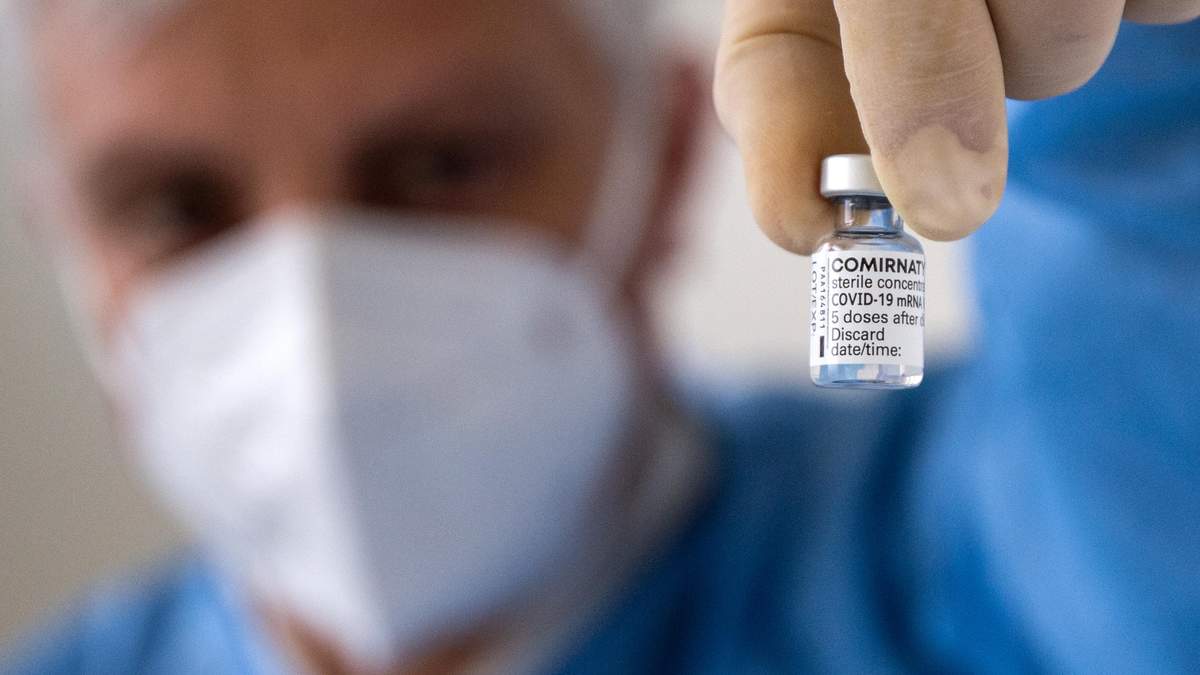 В Минздраве ответили, вызывает ли вакцина Pfizer бесплодие В Минздраве ответили, вызывает ли вакцина Pfizer бесплодие