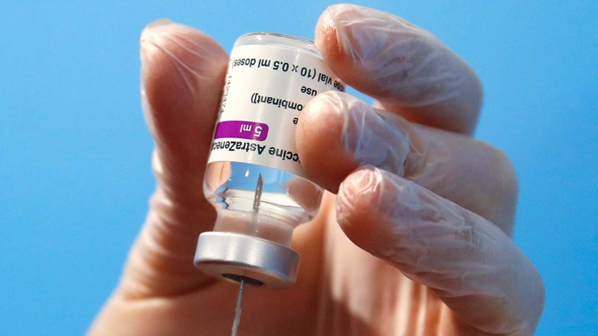 В Австрии приостановили прививки партией вакцины AstraZeneca В Австрии приостановили прививки партией вакцины AstraZeneca