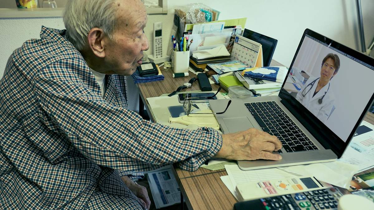 В Японії заявили про випадки анафілаксії після введення вакцини Pfizer