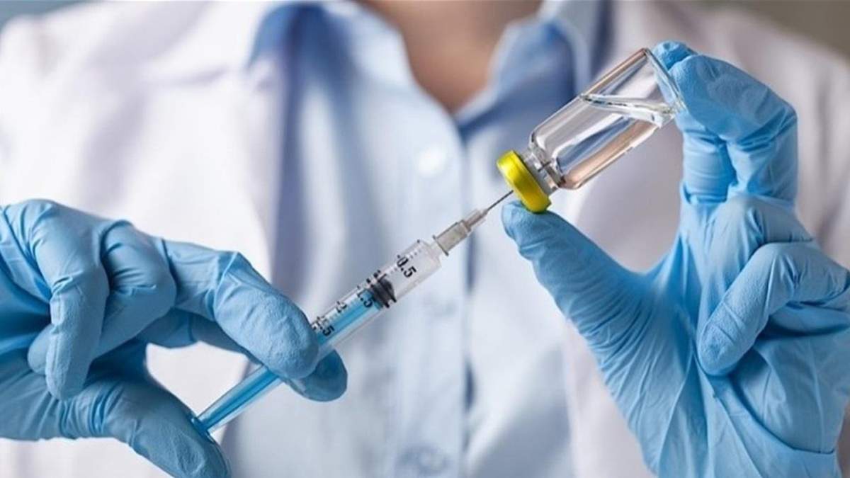 У першій половині 2021 Україна вакцинує від COVID-19 менше 3% населення У першій половині 2021 Україна вакцинує від COVID-19 менше 3% населення