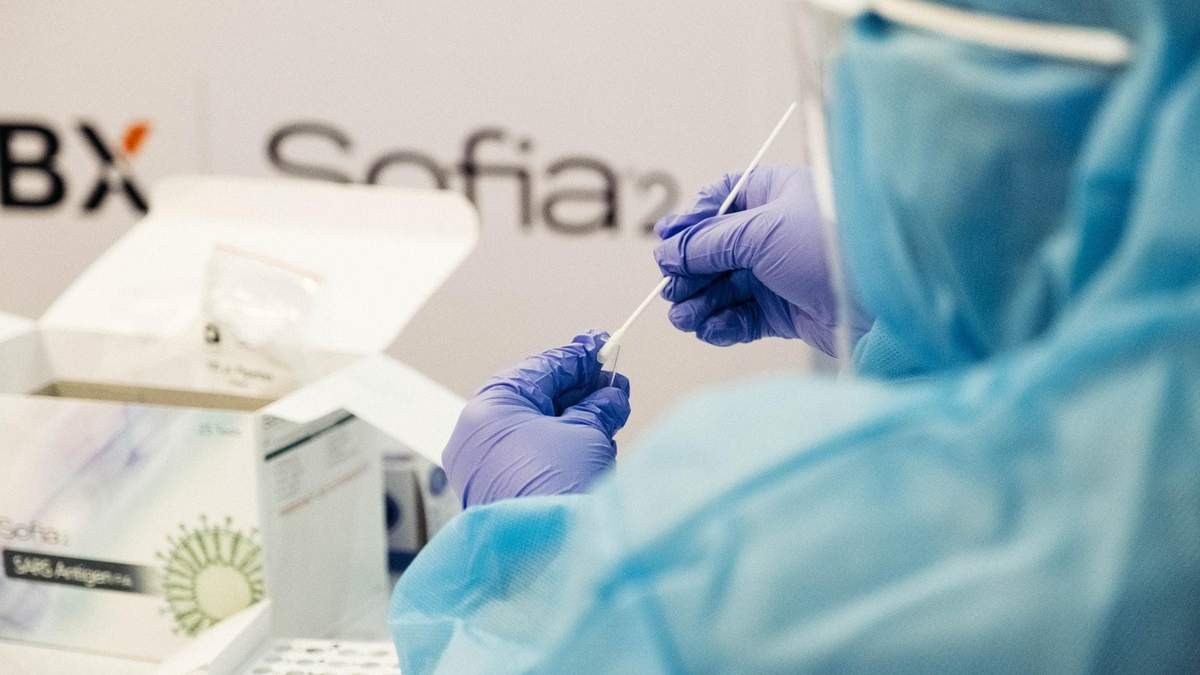 Хворих на коронавірус у два рази більше Хворих на коронавірус у два рази більше