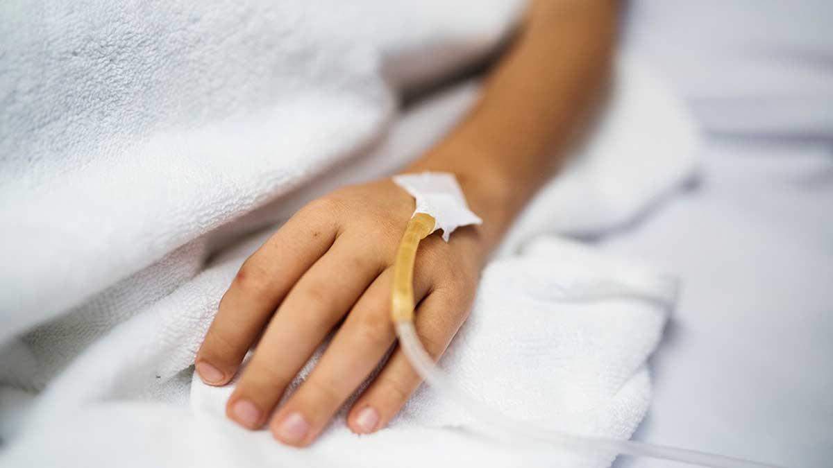В Днепре спасают 7-летнего мальчика с COVID-19 В Днепре спасают 7-летнего мальчика с COVID-19