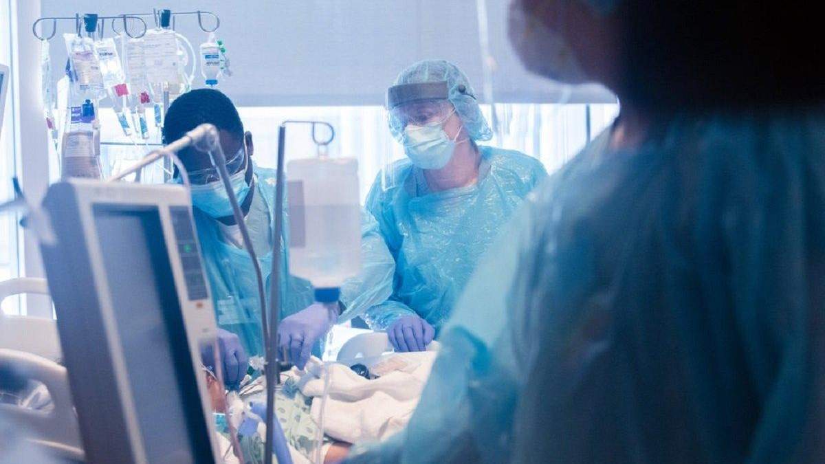 В Японії жінці з ураженими легенями пересадили легені від живого донора В Японії жінці з ураженими легенями пересадили легені від живого донора