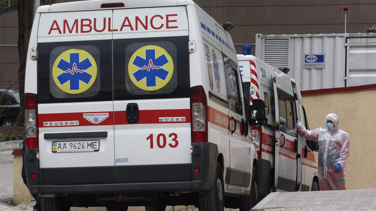 В Україні за добу виявили майже 7 тисяч нових хворих на коронавірус В Україні за добу виявили майже 7 тисяч нових хворих на коронавірус