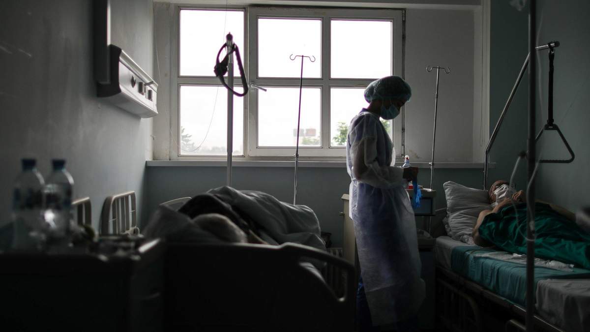 В Україні очікують пік коронавірусу: скільки він триватиме - Новини Здоров’я