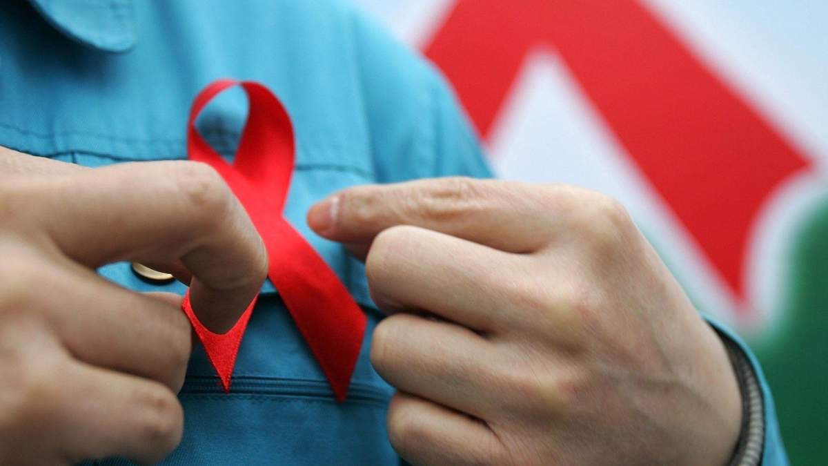 Каждый третий не знает о своем диагнозе: сколько украинцев живут с ВИЧ