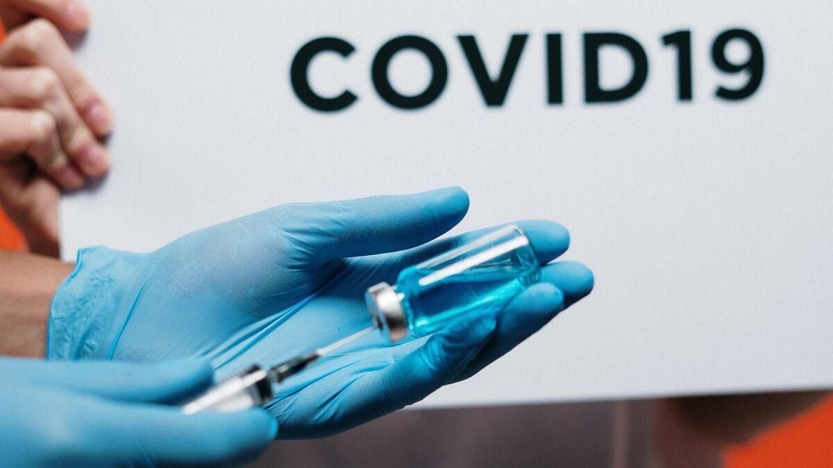 В ВОЗ рассказали, сколько людей нужно вакцинировать от COVID-19, чтобы остановить пандемию В ВОЗ рассказали, сколько людей нужно вакцинировать от COVID-19, чтобы остановить пандемию