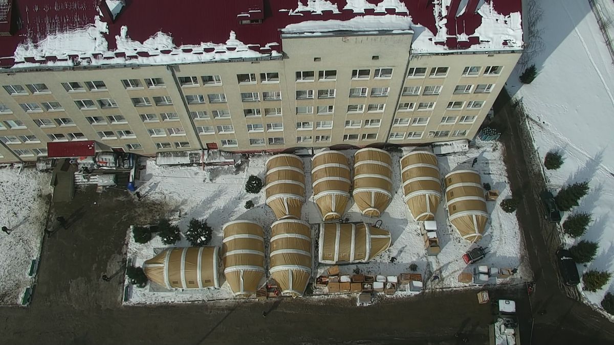 На Прикарпатье разворачивают мобильный госпиталь: фото, видео На Прикарпатье разворачивают мобильный госпиталь: фото, видео