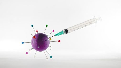 Розпочали дослідження безпеки третьої дози вакцини проти COVID-19 