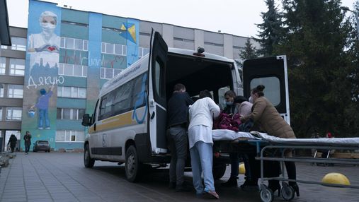 Коронавірус в Україні: за добу госпіталізували понад 4,5 тисяч хворих