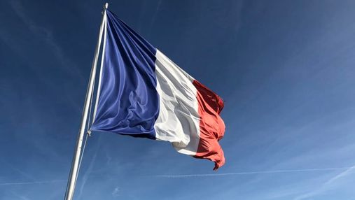 Франція посилила умови в'їзду для мандрівників через Omicron: що зміниться