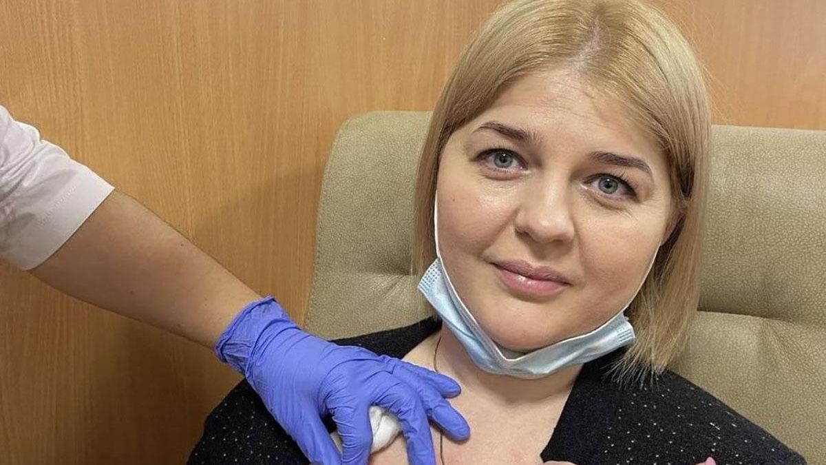 У Чернівцях жінка понад 7 місяців хворіла на COVID-19: як пояснили це медики - Новини Здоров’я