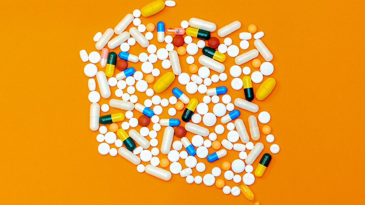 FDA одобрило таблетки против коронавируса от Pfizer