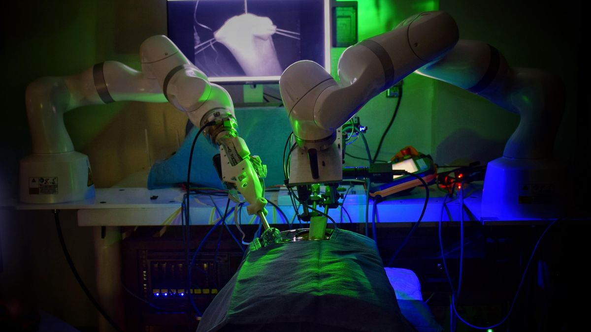 У США робот вперше провів складну операцію без участі людини - Новини Здоров’я