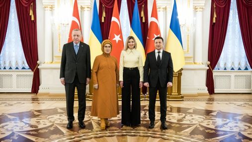 После визита в Украину: Эрдоган вместе с женой заразились Омикроном