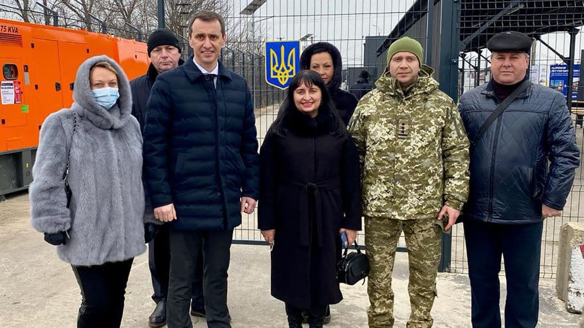 Украина получит партию Johnson & Johnson для привития украинцев на КПВВ, – Минздрав

