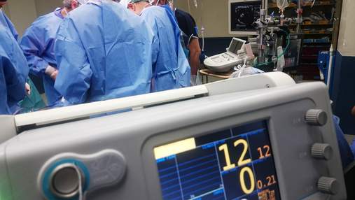 Львівські хірурги видалили дуже рідкісну пухлину у 40-річного пацієнта