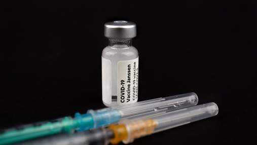 Чому деякі лікарі відмовляють пацієнтів від вакцинації: пояснення імунолога